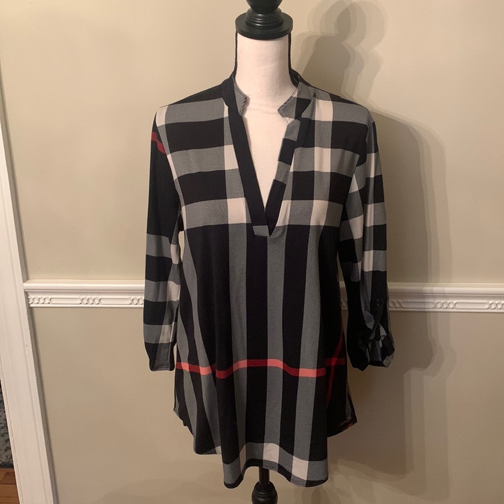 Very Versatile Blouse. Size L. Excellent Condition